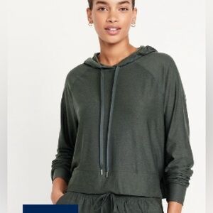 Old Navy Women's Black Long Sleeve Athletic Hoodie; Size XL Tall; New with Tags